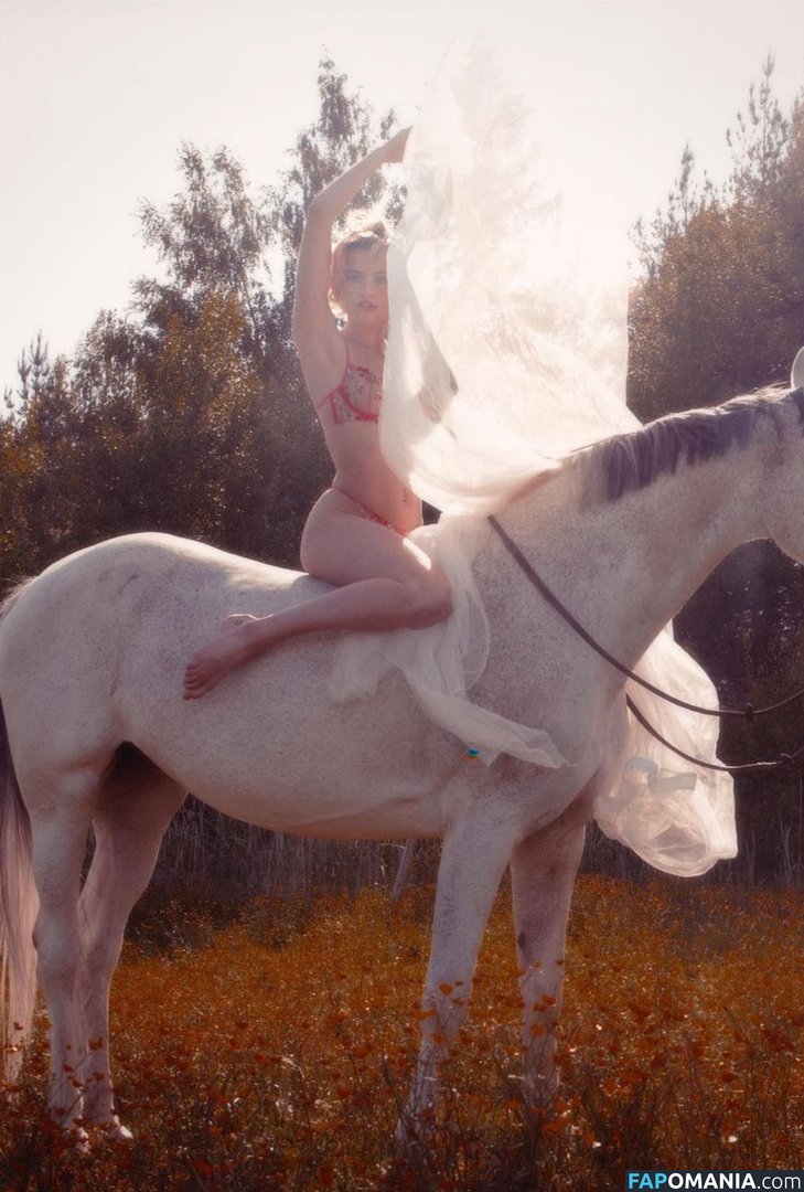 Gloria ASMR / gloria.asmr Nackt OnlyFans  Geleaktes Foto #45