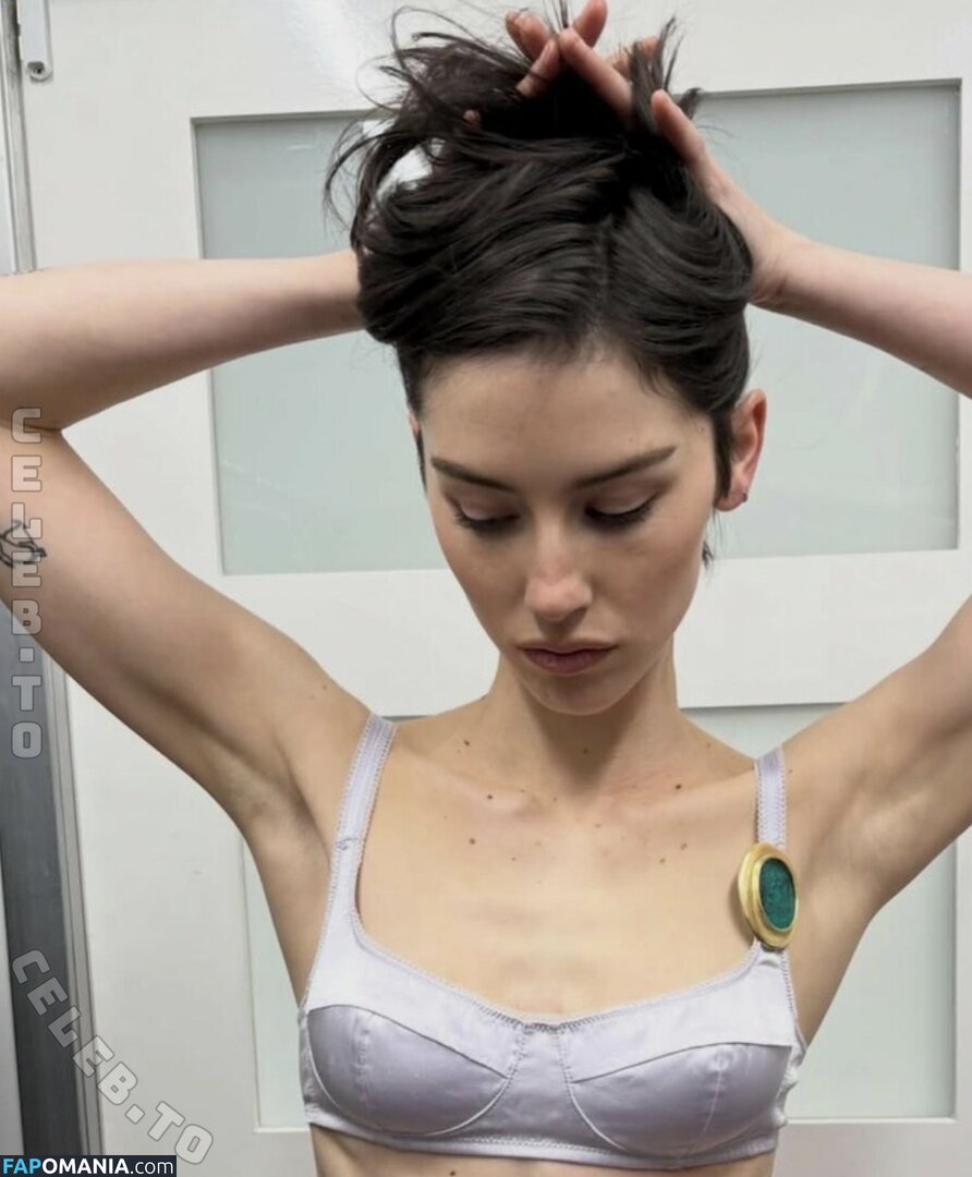 Gracie Abrams / gracieabrams / https: / tehegracietehe Nackt OnlyFans  Geleaktes Foto #453