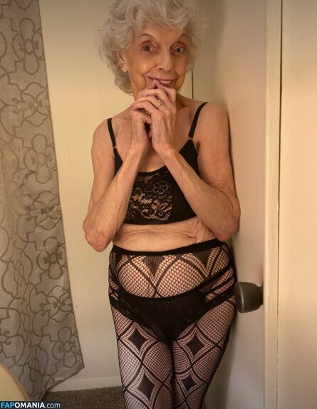 Grandma Linda Lindahope1939 Lucy-cutest / grandma_lindaaa / lindahope1939 Nackt OnlyFans  Geleaktes Foto #5