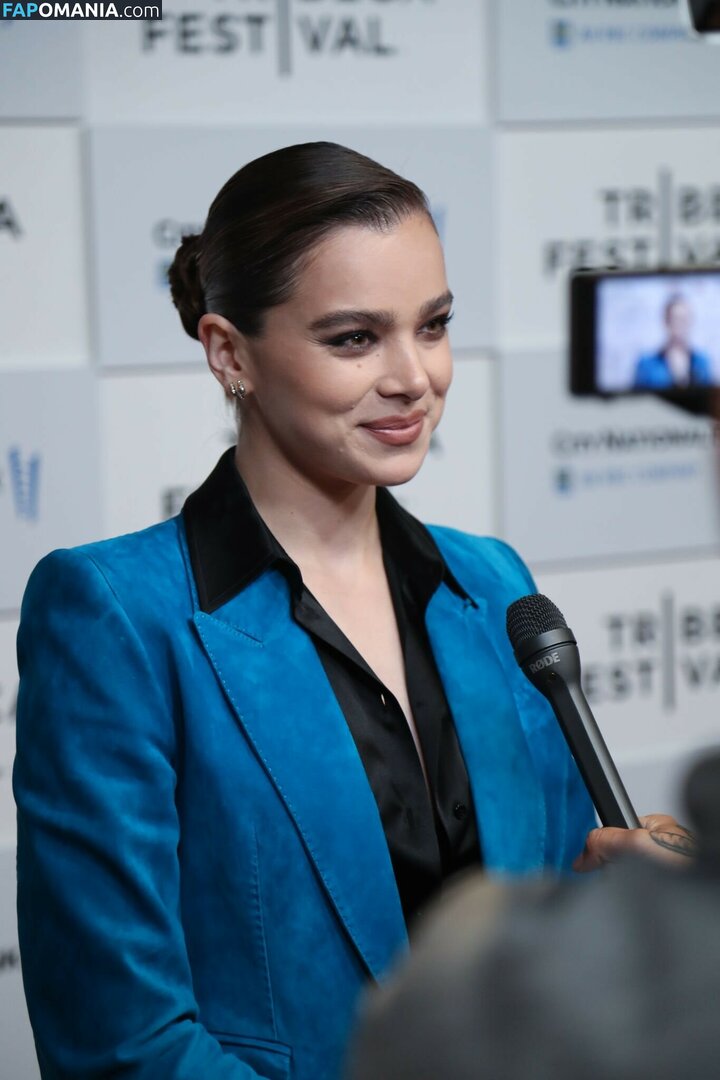 Hailee Steinfeld / haileesteinfeld / https: Nackt OnlyFans  Geleaktes Foto #30