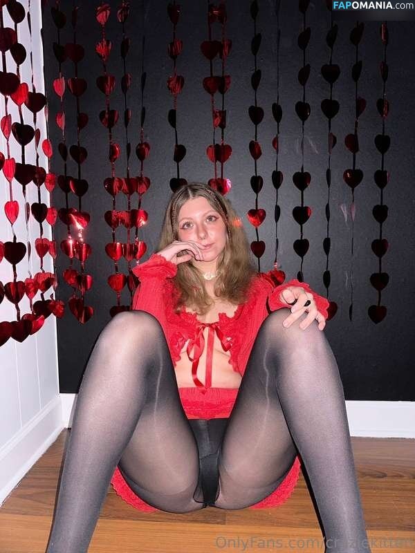 Hallie Gift / craziekitten / giftyhippie Nackt OnlyFans  Geleaktes Foto #1