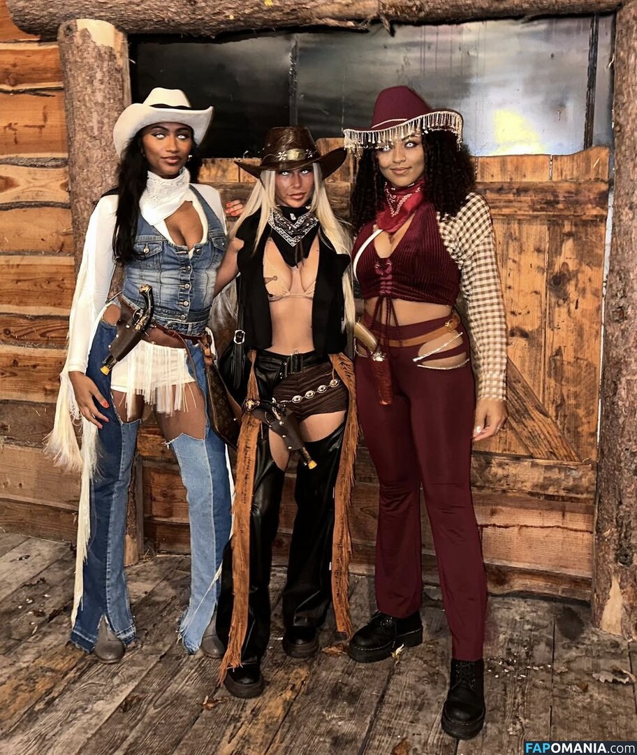 Halloween Sluts Nackt OnlyFans  Geleaktes Foto #5