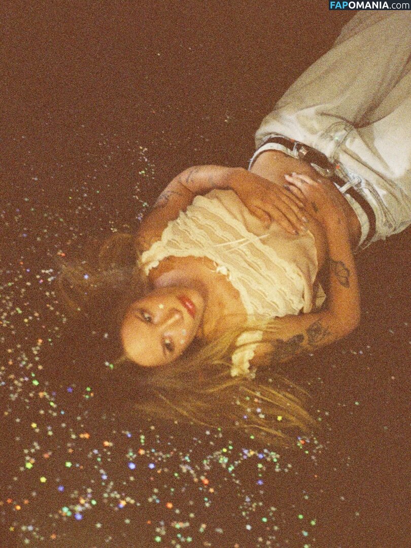 Halsey / https: / iamhalsey / yammahaaa Nackt OnlyFans  Geleaktes Foto #2