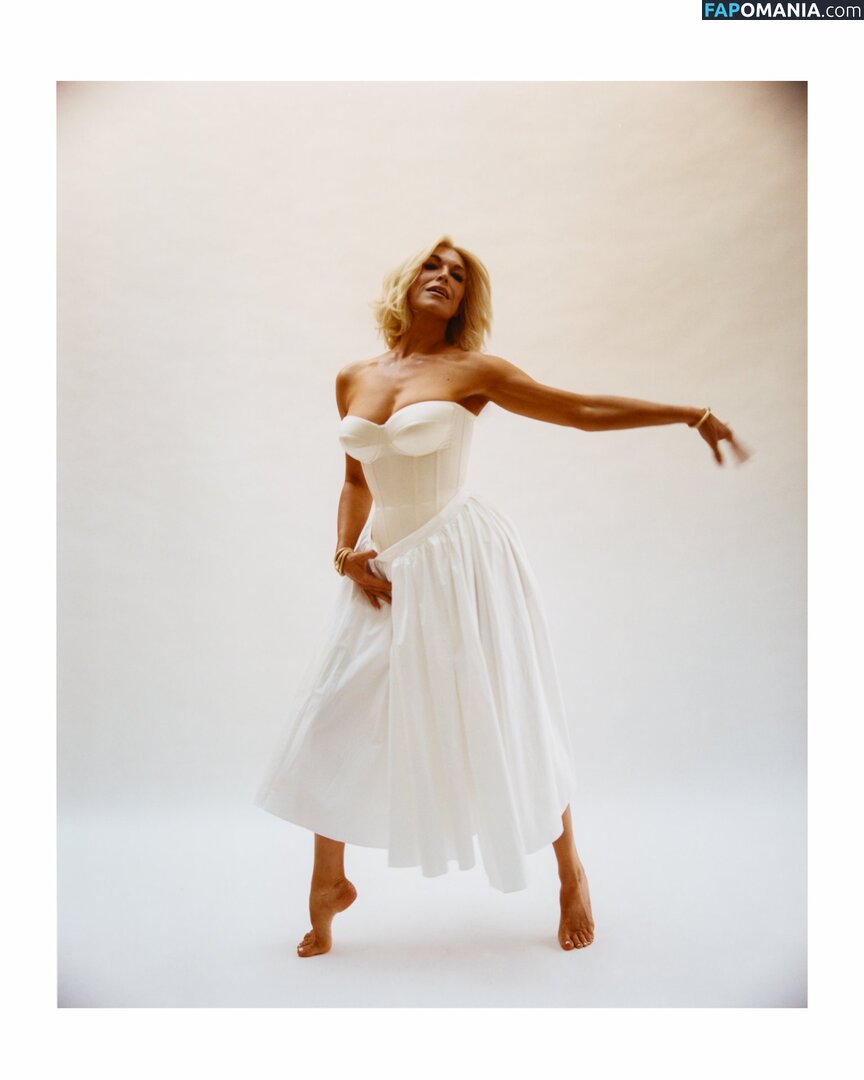 Hannah Waddingham / hannah_waddingham Nackt OnlyFans  Geleaktes Foto #2