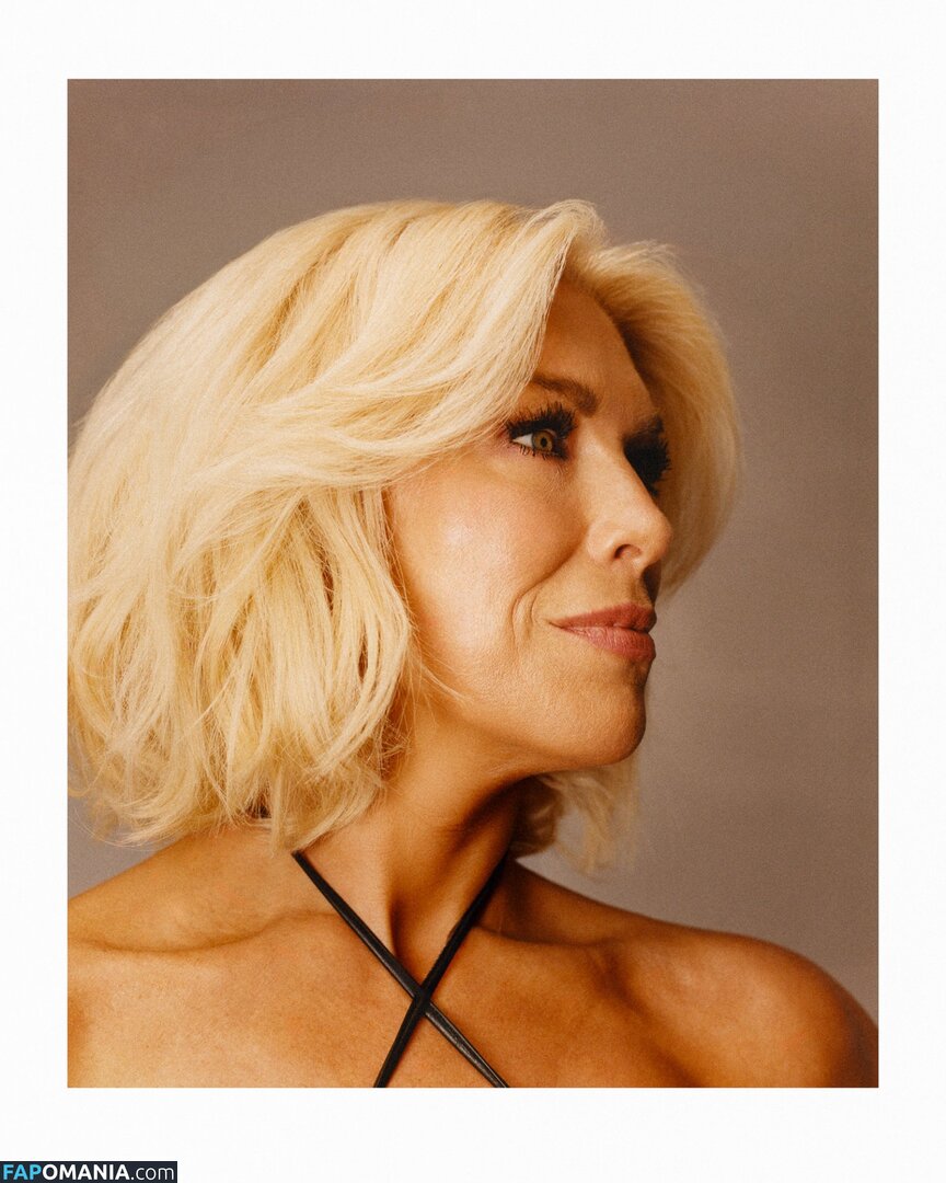 Hannah Waddingham / hannah_waddingham Nackt OnlyFans  Geleaktes Foto #9