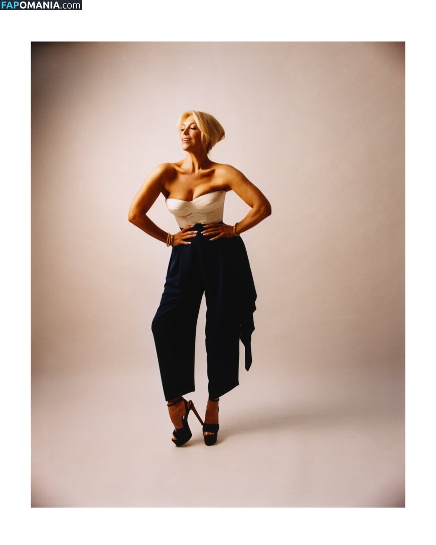 Hannah Waddingham / hannah_waddingham Nackt OnlyFans  Geleaktes Foto #10