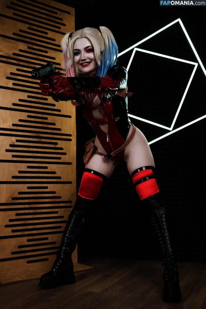 Harley Quinn Cosplay Nackt OnlyFans  Geleaktes Foto #14