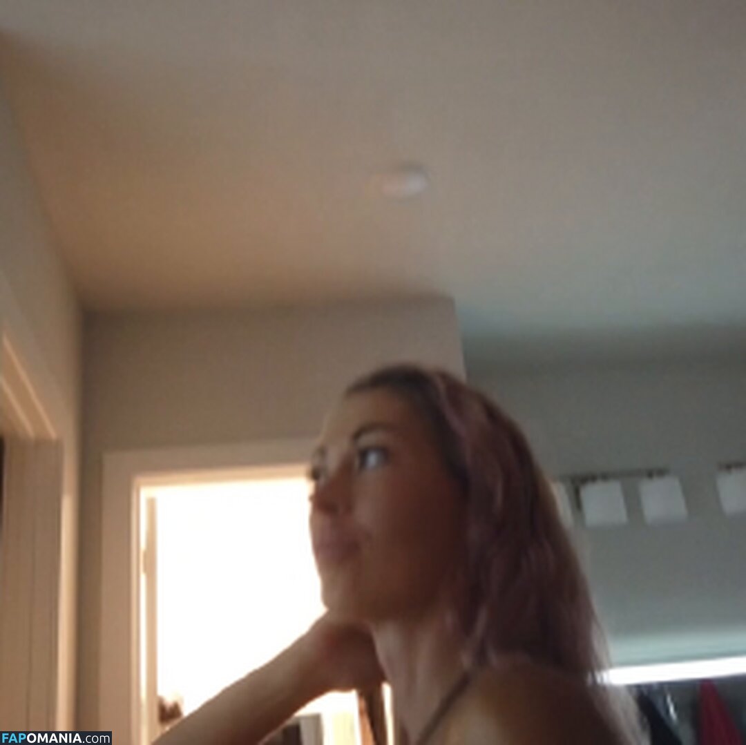 HOLLYHOTWIFE / Holly Hotwife Nackt OnlyFans  Geleaktes Foto #124