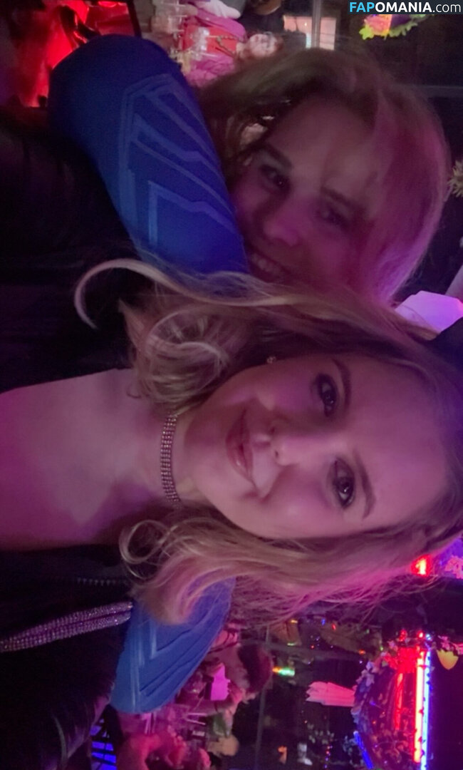 HoxieLoxie / laraschofield Nackt OnlyFans  Geleaktes Foto #2