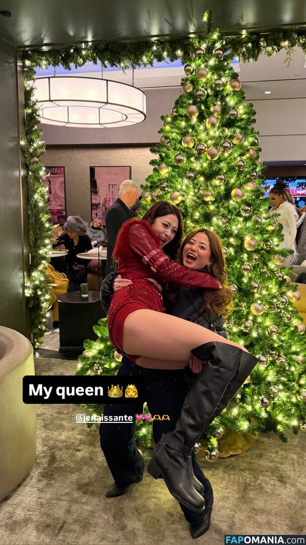 Huh Yunjin 허윤진 / LESSERAFIM / yunjin_lesserafims Nackt OnlyFans  Geleaktes Foto #1