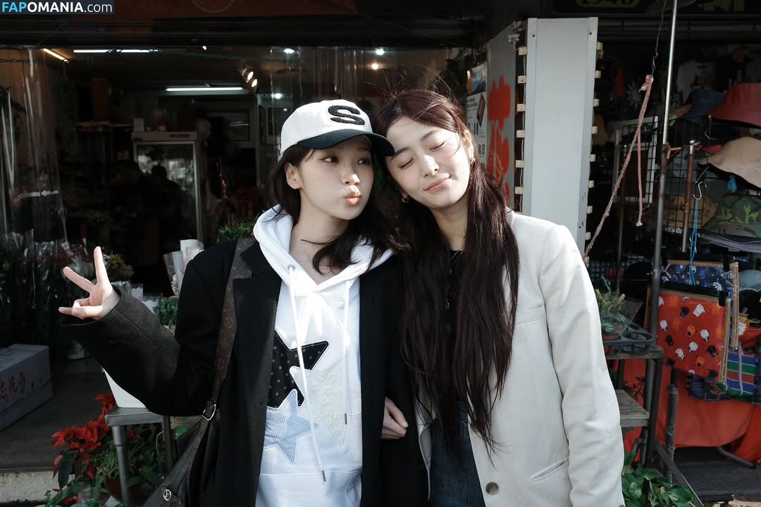 Huh Yunjin 허윤진 / LESSERAFIM / yunjin_lesserafims Nackt OnlyFans  Geleaktes Foto #12