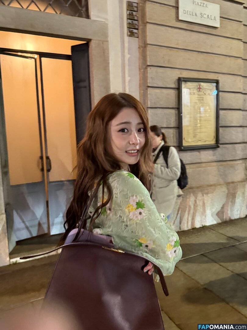 Huh Yunjin 허윤진 / LESSERAFIM / yunjin_lesserafims Nackt OnlyFans  Geleaktes Foto #24