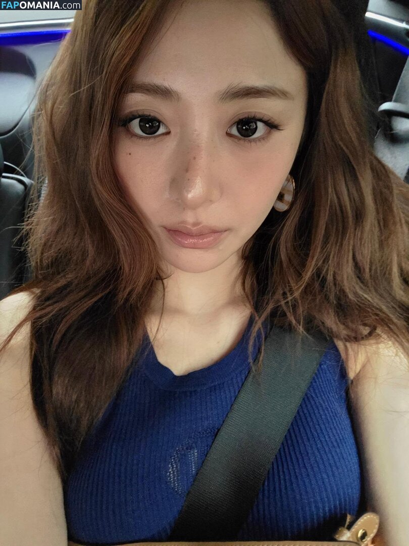 Huh Yunjin 허윤진 / LESSERAFIM / jenaissante Nackt OnlyFans  Geleaktes Foto #88