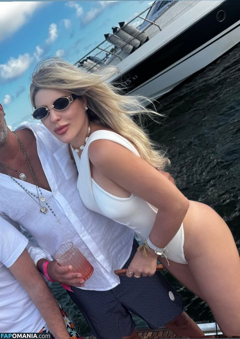 Íris Stefanelli / https: / irisstefanelli Nackt OnlyFans  Geleaktes Foto #3