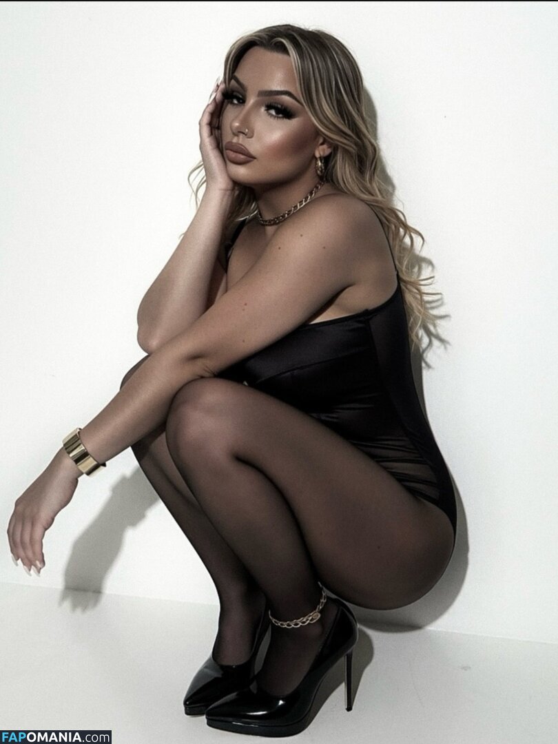 Iamsamvela / Samuela Cecchini Nackt OnlyFans  Geleaktes Foto #1