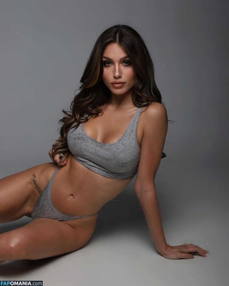 Ilaria Gallozzi / https: / ilariagallozzi Nackt OnlyFans  Geleaktes Foto #17