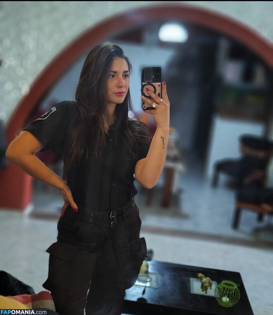 In And Out Uniform Nackt OnlyFans  Geleaktes Foto #29