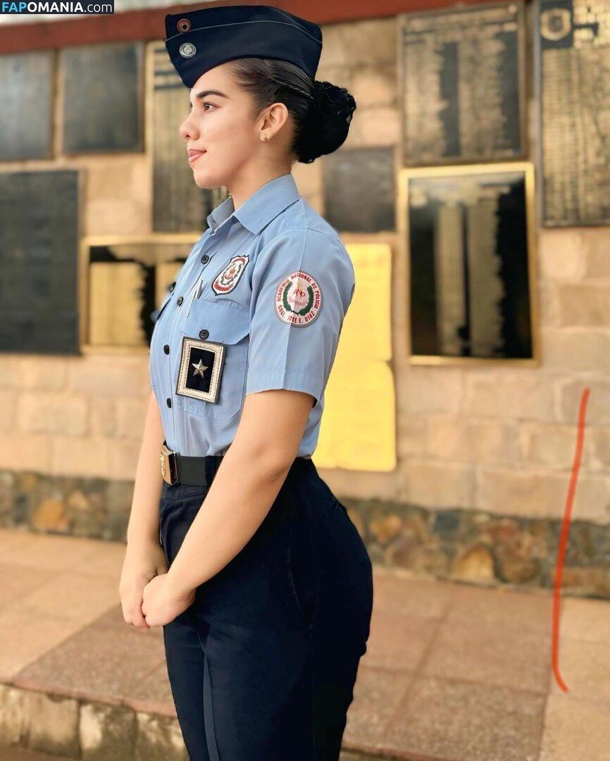 In And Out Uniform Nackt OnlyFans  Geleaktes Foto #46