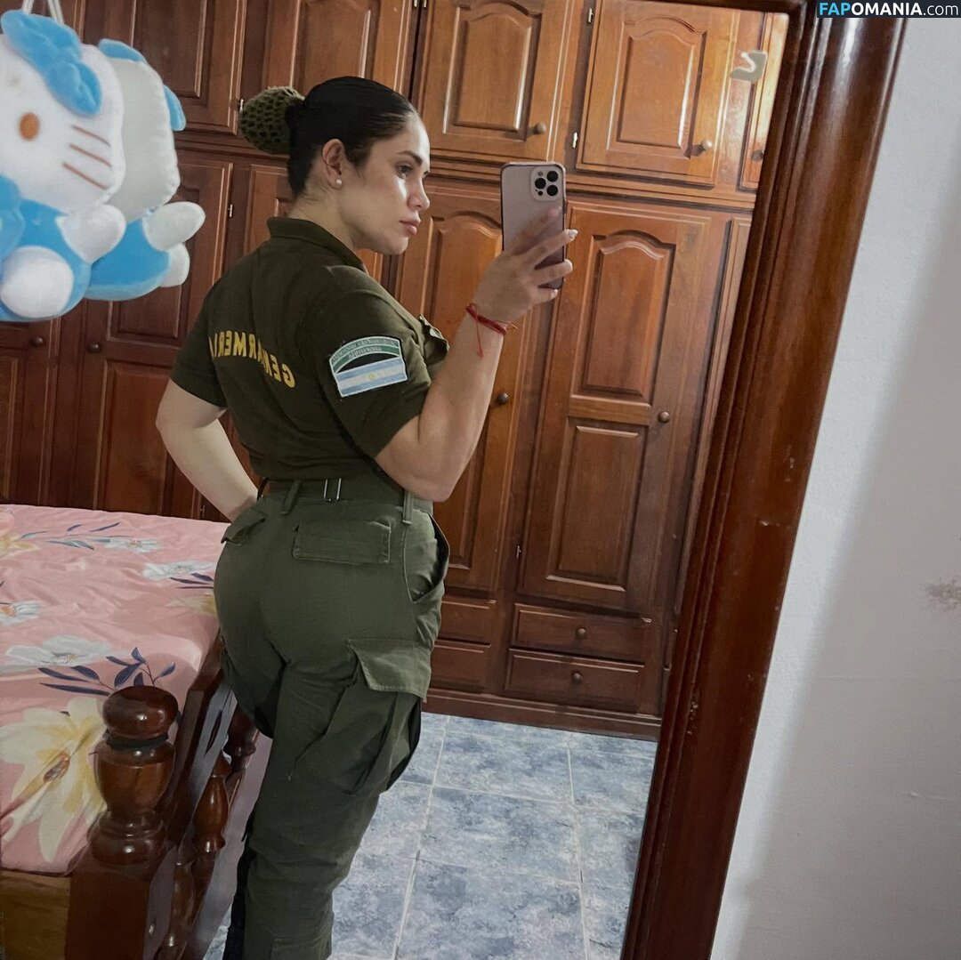 In And Out Uniform Nackt OnlyFans  Geleaktes Foto #85