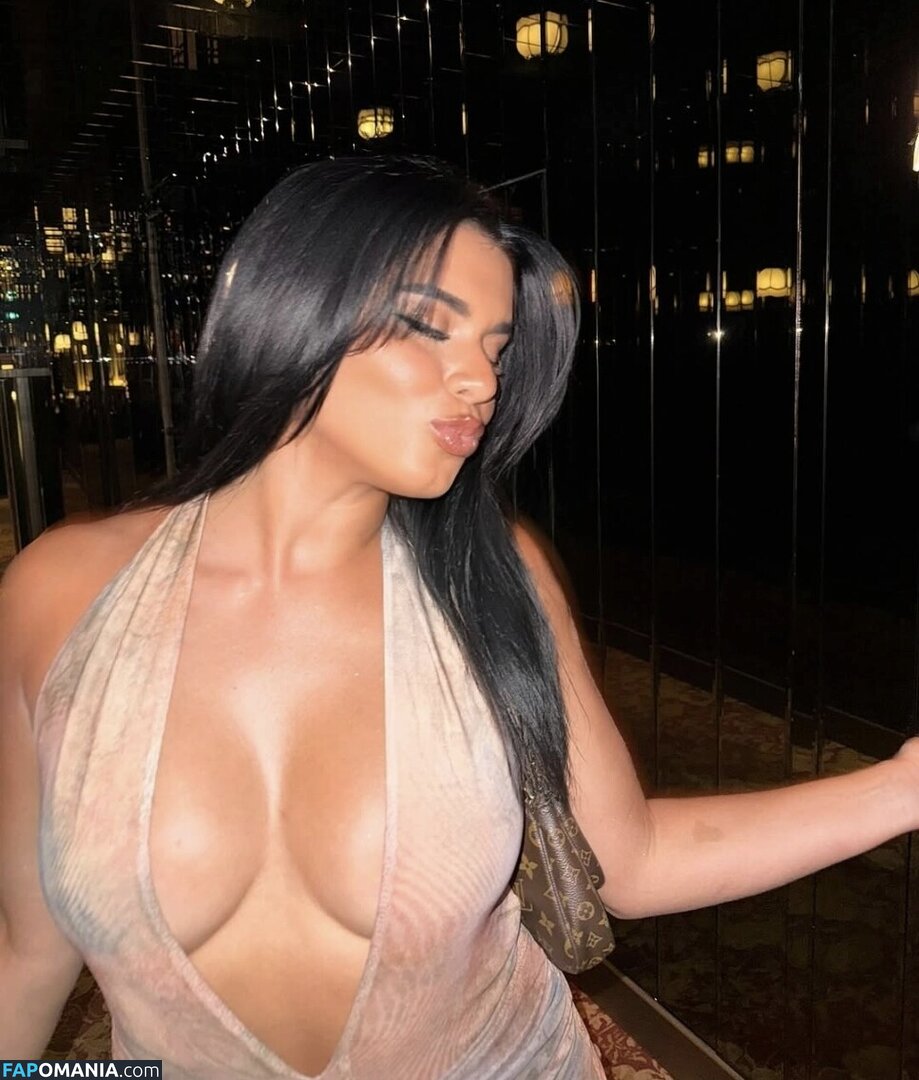 Ines Sberro / ines.sberro Nackt OnlyFans  Geleaktes Foto #8