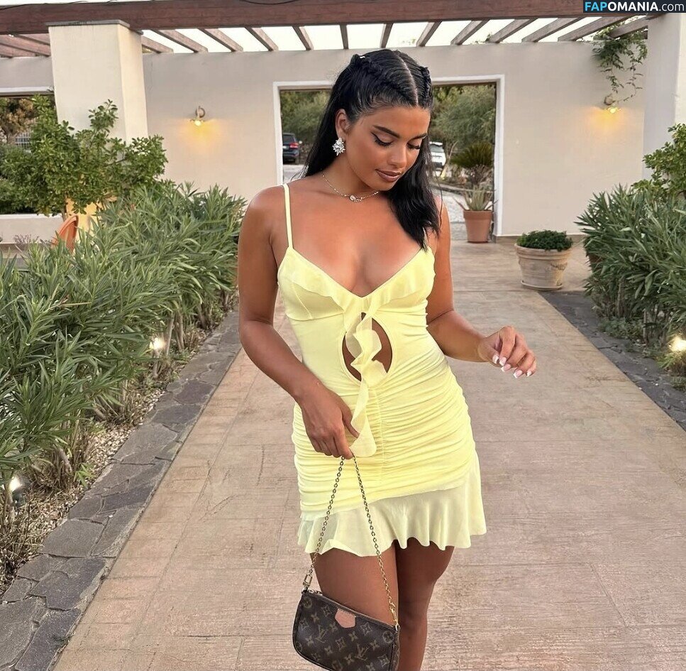 Ines Sberro / ines.sberro Nackt OnlyFans  Geleaktes Foto #11