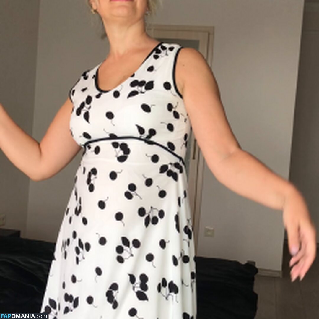 Astrid Heinz / Gabriela Koravora / Ingrid Lykke / Veronika Růže / astrid.heinz / ingridlykke Nackt OnlyFans  Geleaktes Foto #1