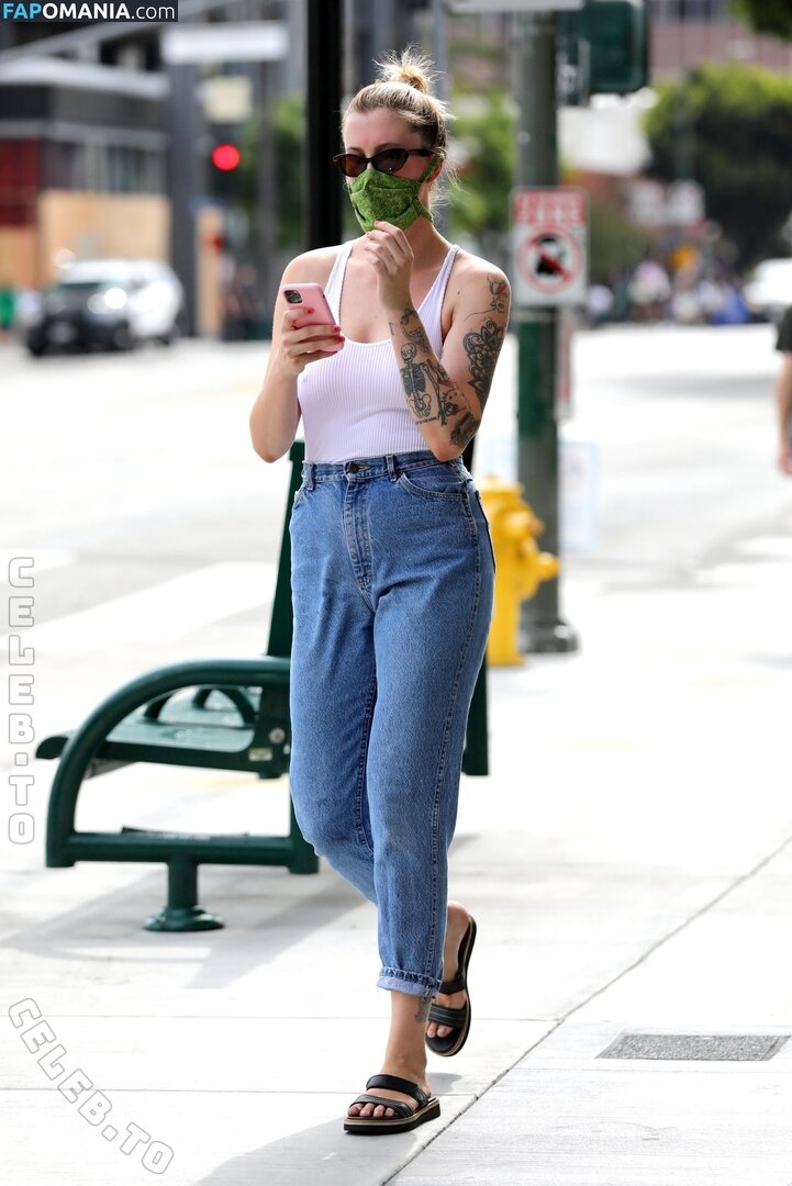 Ireland Baldwin / chloebaldwin... / irelandbasingerbaldwin / irelandirelandireland Nackt OnlyFans  Geleaktes Foto #238