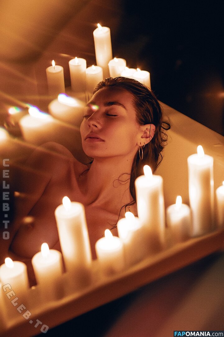 Irina Lozovaya / aireenel_ / aireenel_2 / https: / ireenel_ Nackt OnlyFans  Geleaktes Foto #1