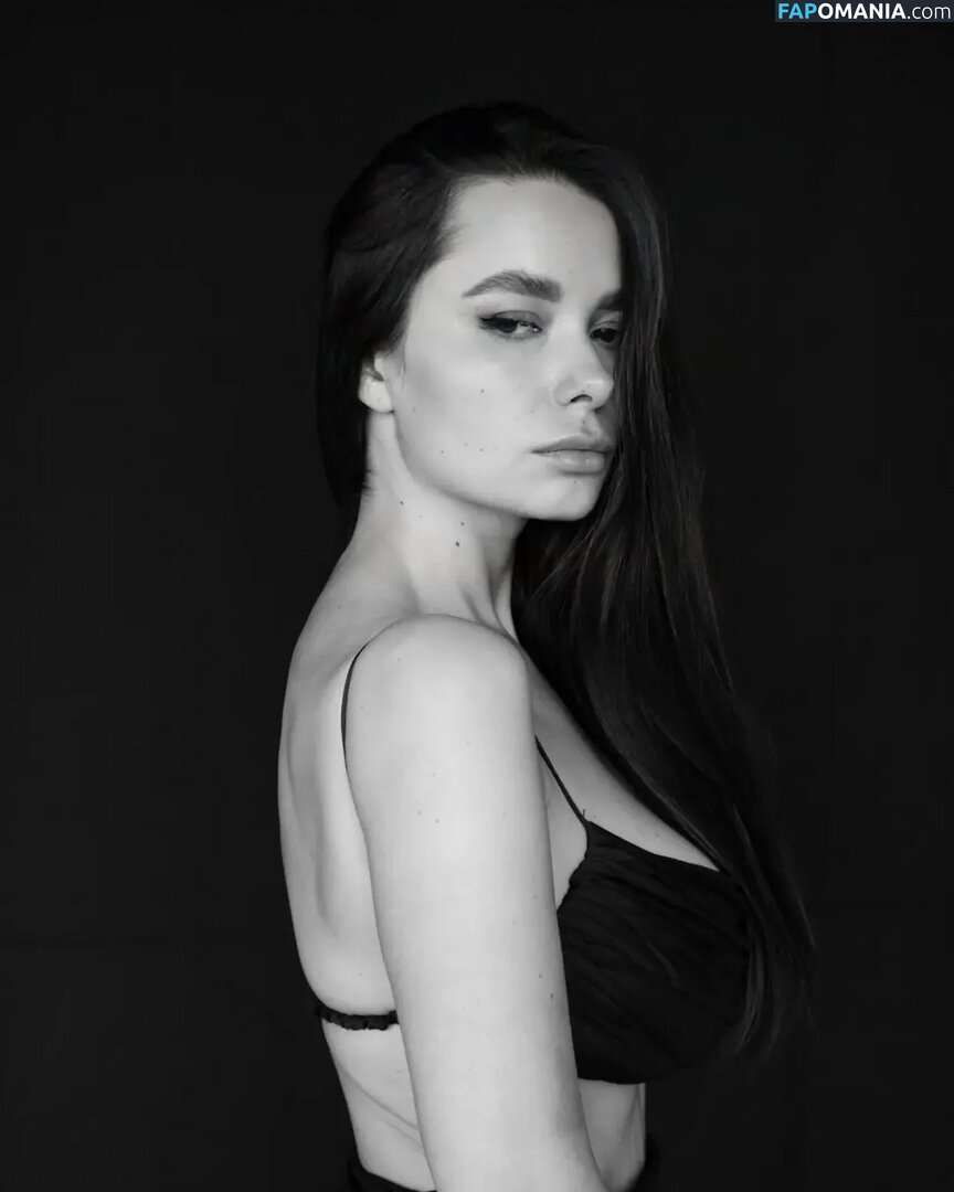 Irina Verina / irinassolo Nackt OnlyFans  Geleaktes Foto #6