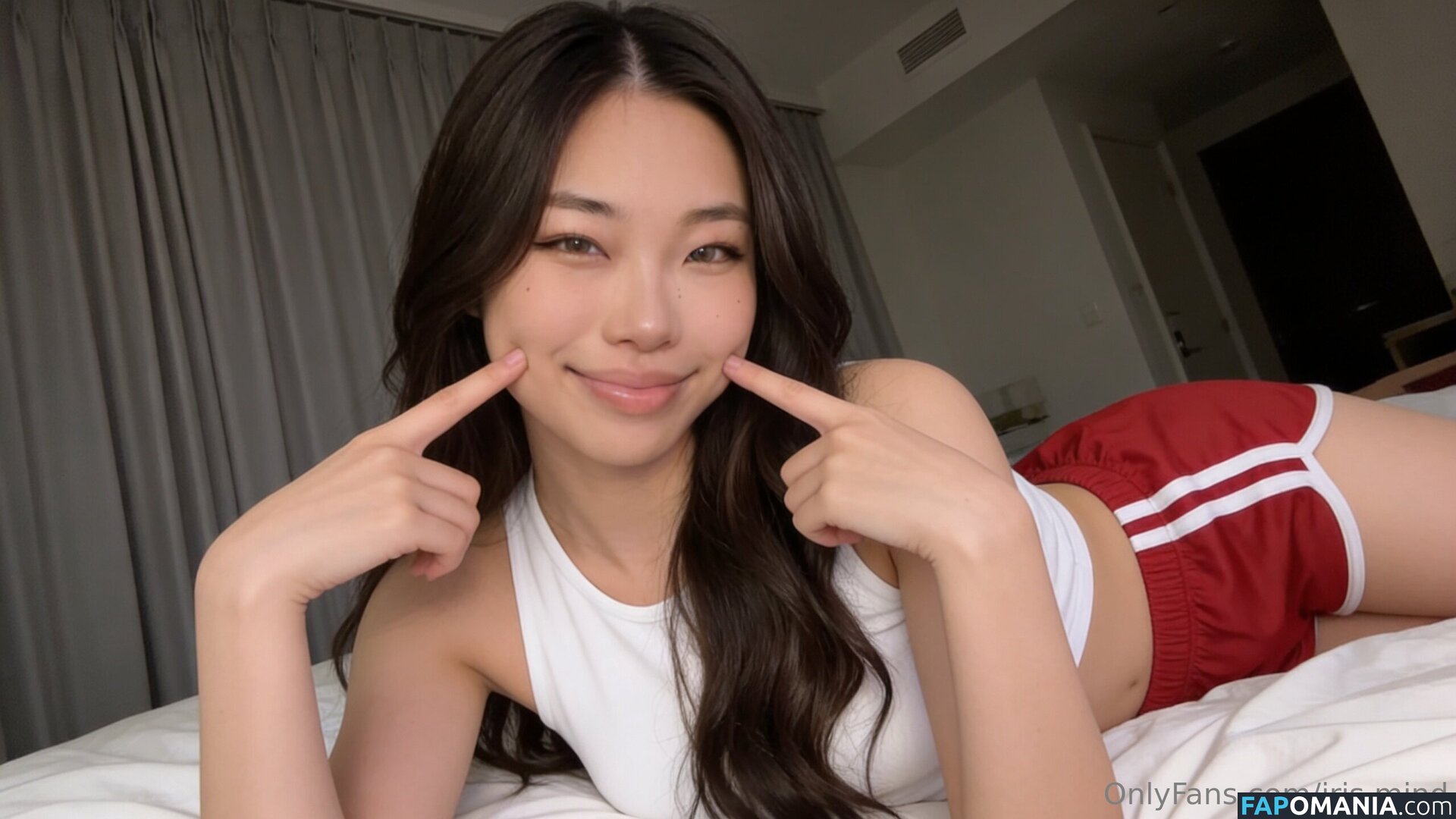 iris.mind / irismindmedia Nackt OnlyFans  Geleaktes Foto #1