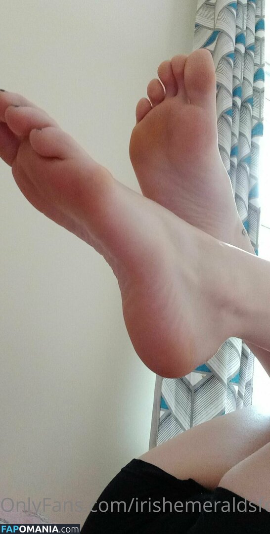 irishemeraldsfeet / therealdesertgypsy Nackt OnlyFans  Geleaktes Foto #2
