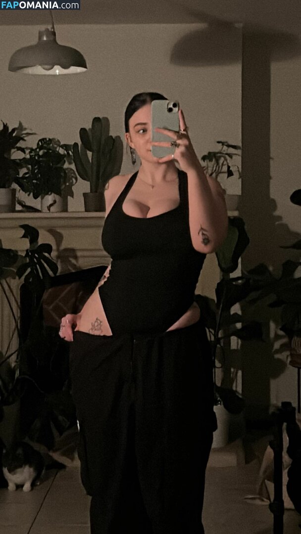 Isabella Dorta / isabelladortapoetry444 Nackt OnlyFans  Geleaktes Foto #135