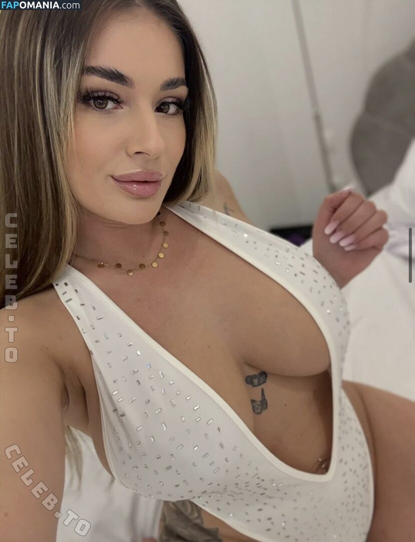 Isabella Etthan / https: / justtmebella Nackt OnlyFans  Geleaktes Foto #2