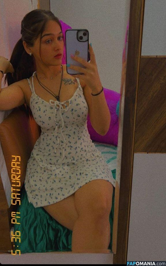 Isha Modi / ironic_ishh / notyourninnybabe Nackt OnlyFans  Geleaktes Foto #11