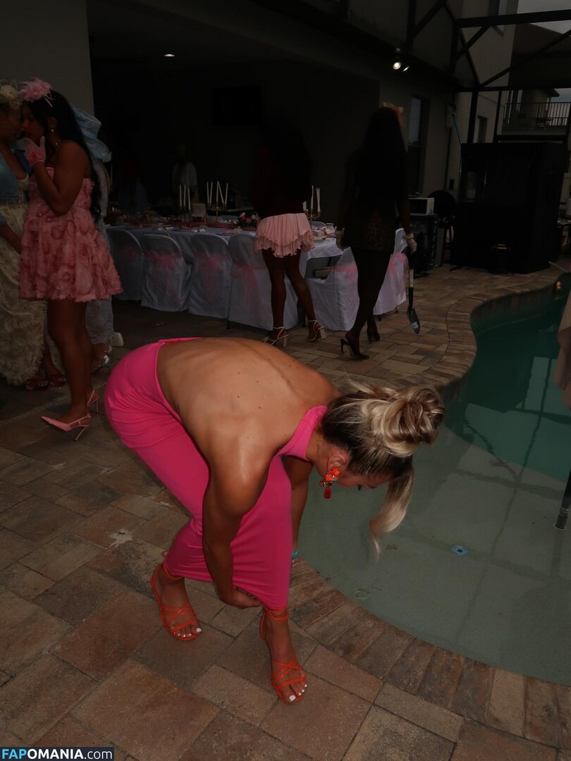 Izzi Dame / WWE NXT / izzi_bee / izzi_wwe Nackt OnlyFans  Geleaktes Foto #11