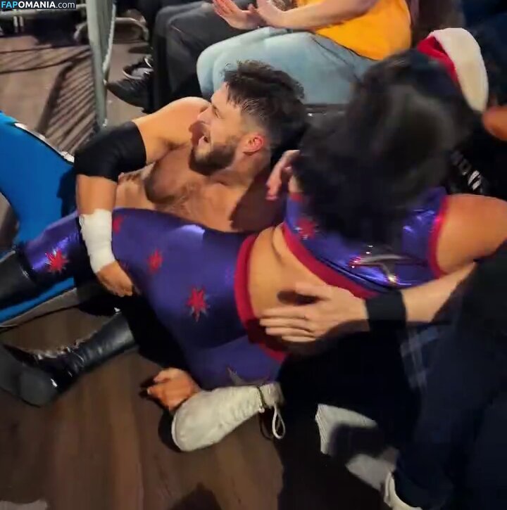 Izzy Moreno  / Izzy Moreno / ItsIzzyMania / itsizzymania Nackt OnlyFans  Geleaktes Foto #4