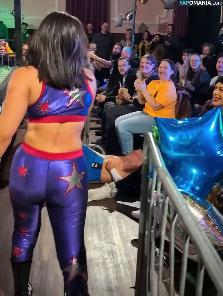 Izzy Moreno  / Izzy Moreno / ItsIzzyMania / itsizzymania Nackt OnlyFans  Geleaktes Foto #7