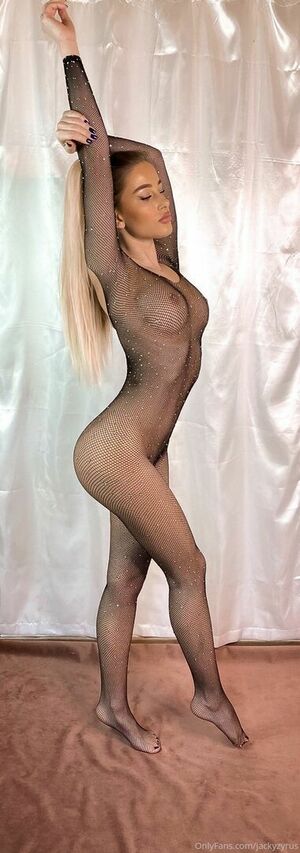 Jacquelinax