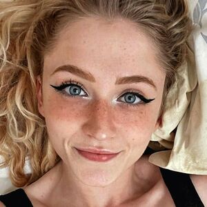 Janet Devlin