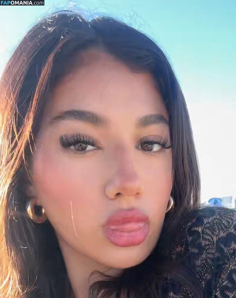 jasmine_lillyyy / jasmine_lillyyyy Nackt OnlyFans  Geleaktes Foto #36