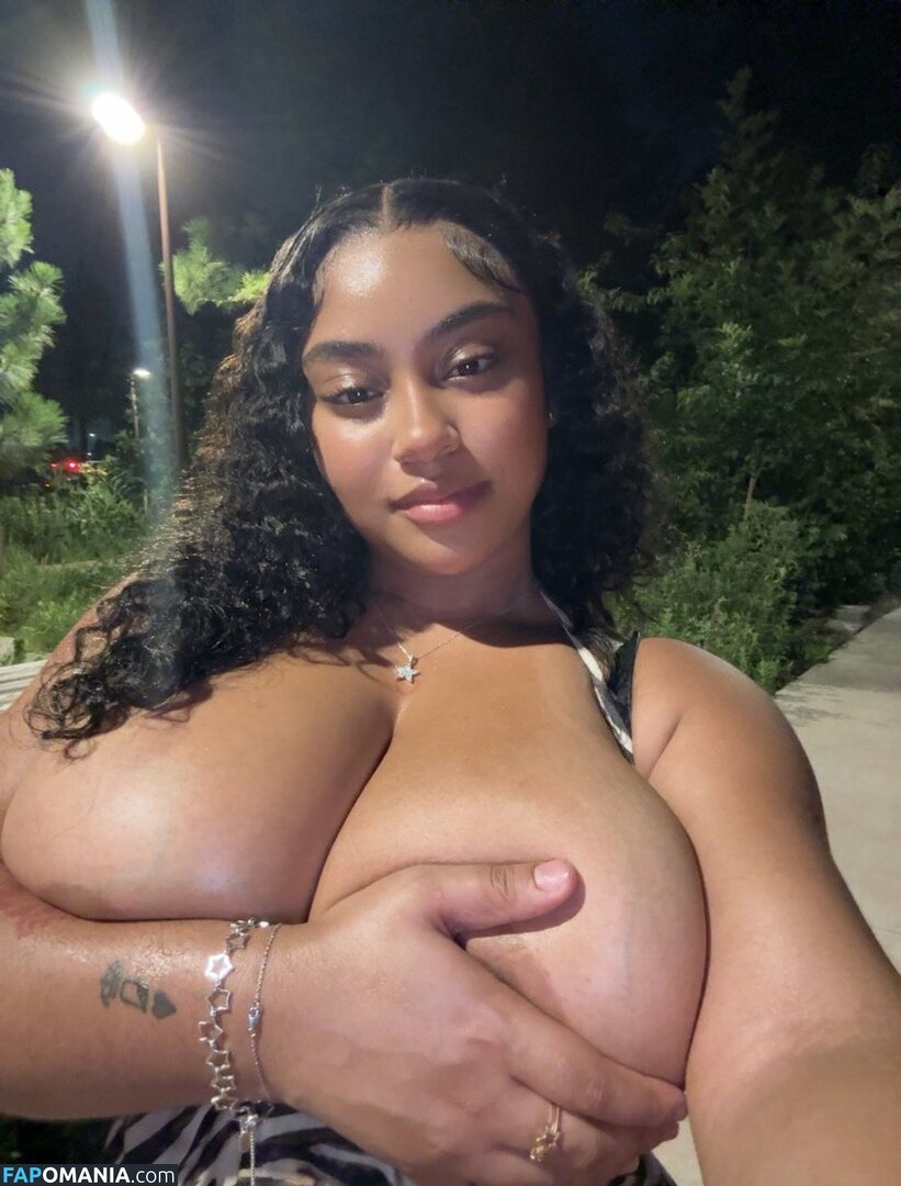 Jasmynaaliyah / jasmynxaaliyah / jjuicyjass Nackt OnlyFans  Geleaktes Foto #1