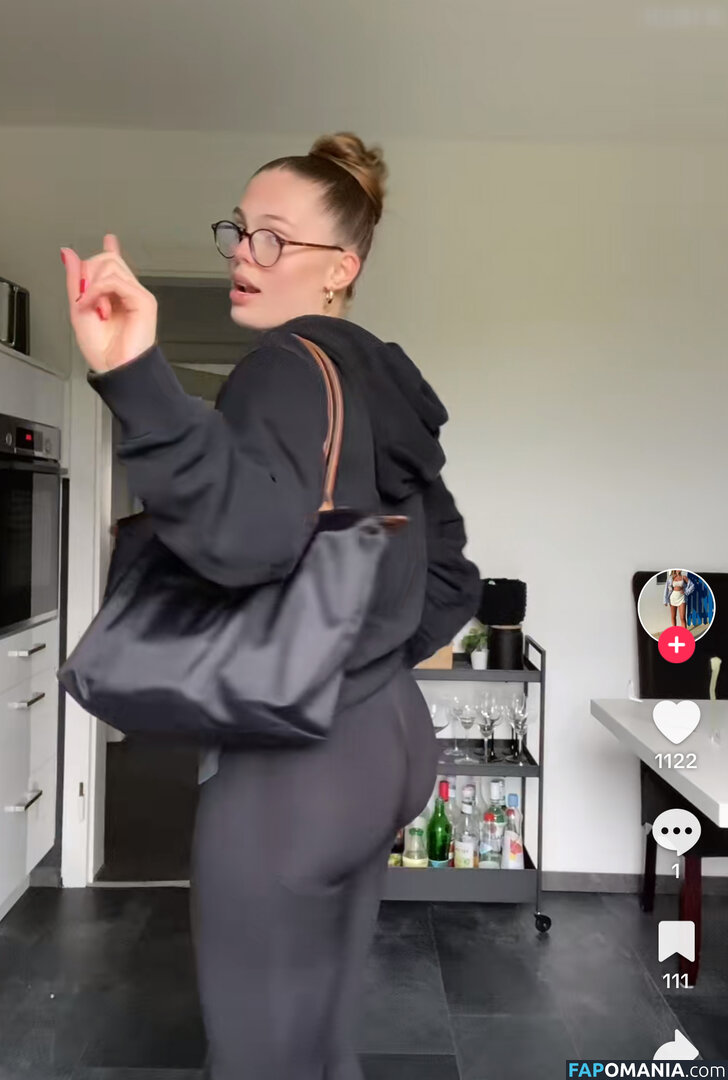 Jelle Karbstein / Jellefeline / jelenajensen Nackt OnlyFans  Geleaktes Foto #158