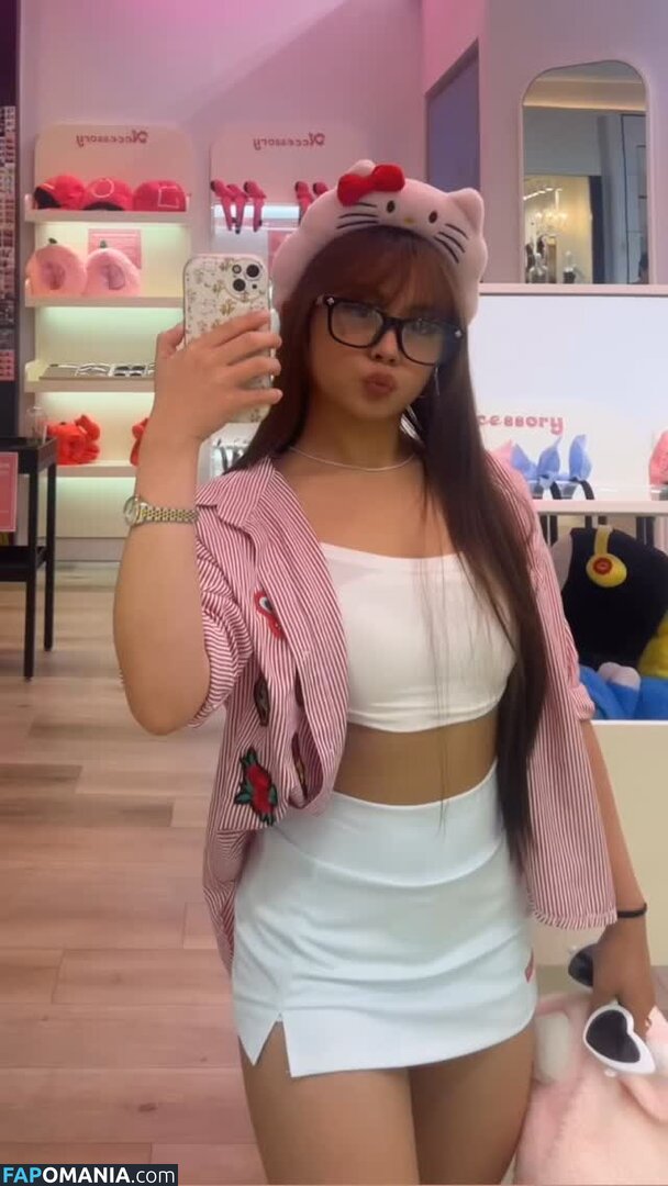 Jenevie Delloson / jenevie_delloson Nackt OnlyFans  Geleaktes Foto #11