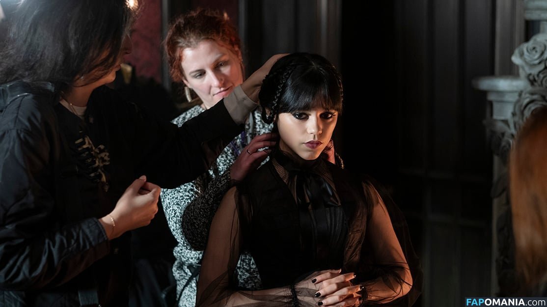 Jenna Ortega / Page / jennaortega Nackt OnlyFans  Geleaktes Foto #1625