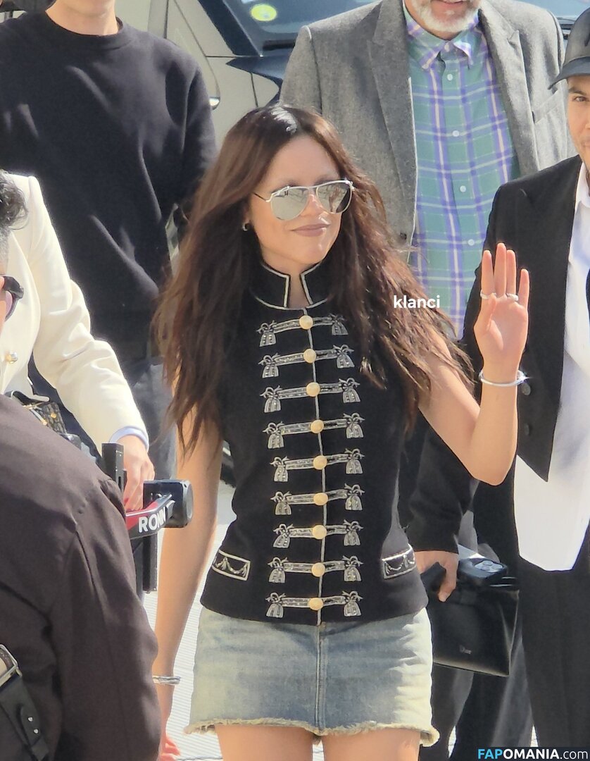 Jenna Ortega / Page / jennaortega Nackt OnlyFans  Geleaktes Foto #1632