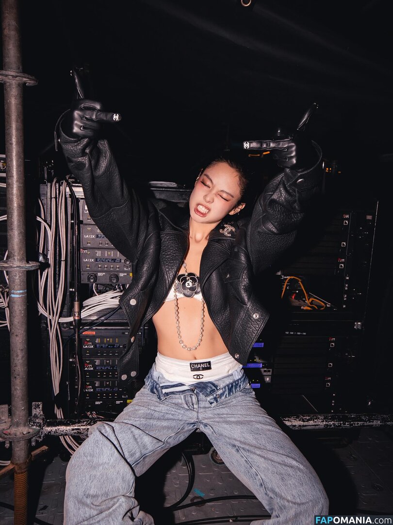 Blackpink / Jennie | BLΛƆKPIИK / jennierubyjane / sheflieshigh Nackt OnlyFans  Geleaktes Foto #470