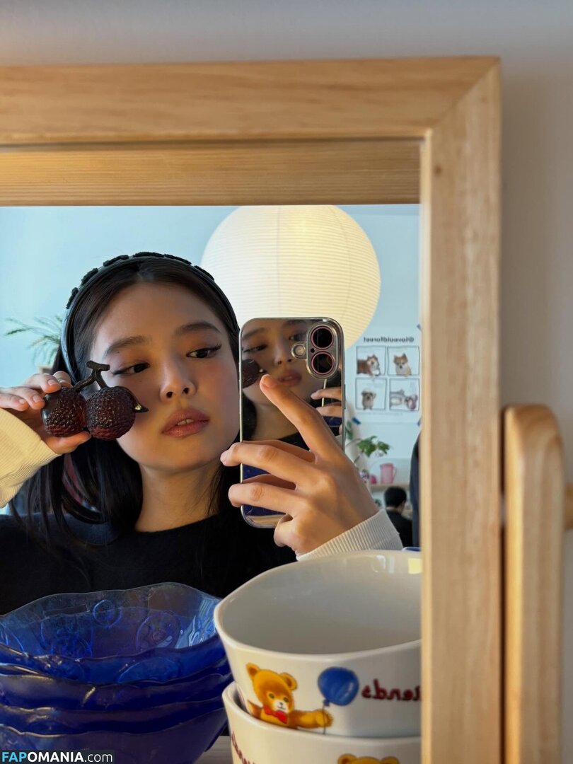 Blackpink / Jennie | BLΛƆKPIИK / jennierubyjane / sheflieshigh Nackt OnlyFans  Geleaktes Foto #515