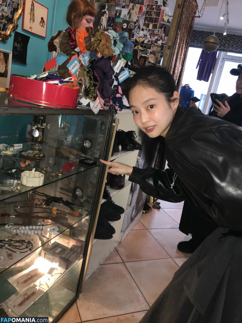 Blackpink / Jennie | BLΛƆKPIИK / jennierubyjane / sheflieshigh Nackt OnlyFans  Geleaktes Foto #519