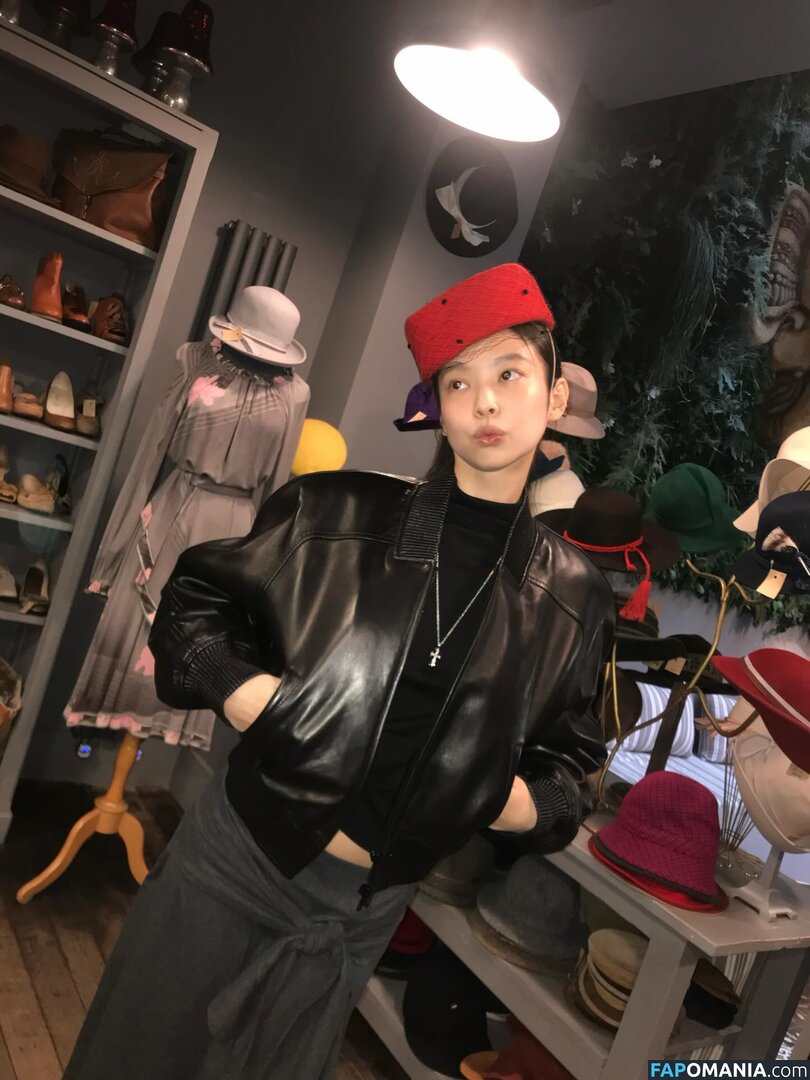Blackpink / Jennie | BLΛƆKPIИK / jennierubyjane / sheflieshigh Nackt OnlyFans  Geleaktes Foto #521