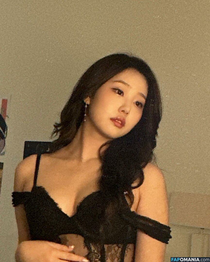 AGirlAndAGame / Jessica / h.yojeong / jessicahkim / jessicanigri Nackt OnlyFans  Geleaktes Foto #15